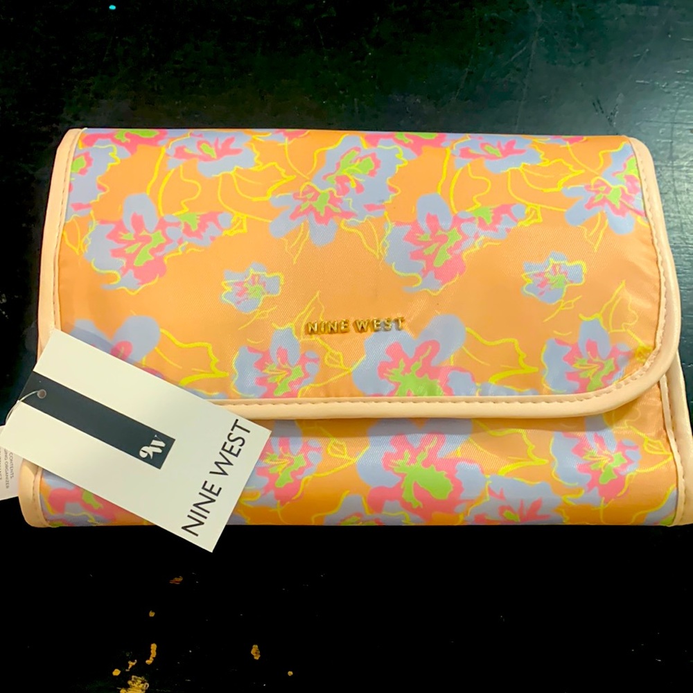 NWT Nine West toiletry bag